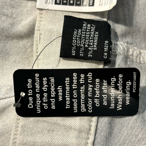 HUE Sz XL Sunwashed Ultra Soft Denim Capri Cropped In Gray Dove NEW WITH TAGS - Picture 9 of 10